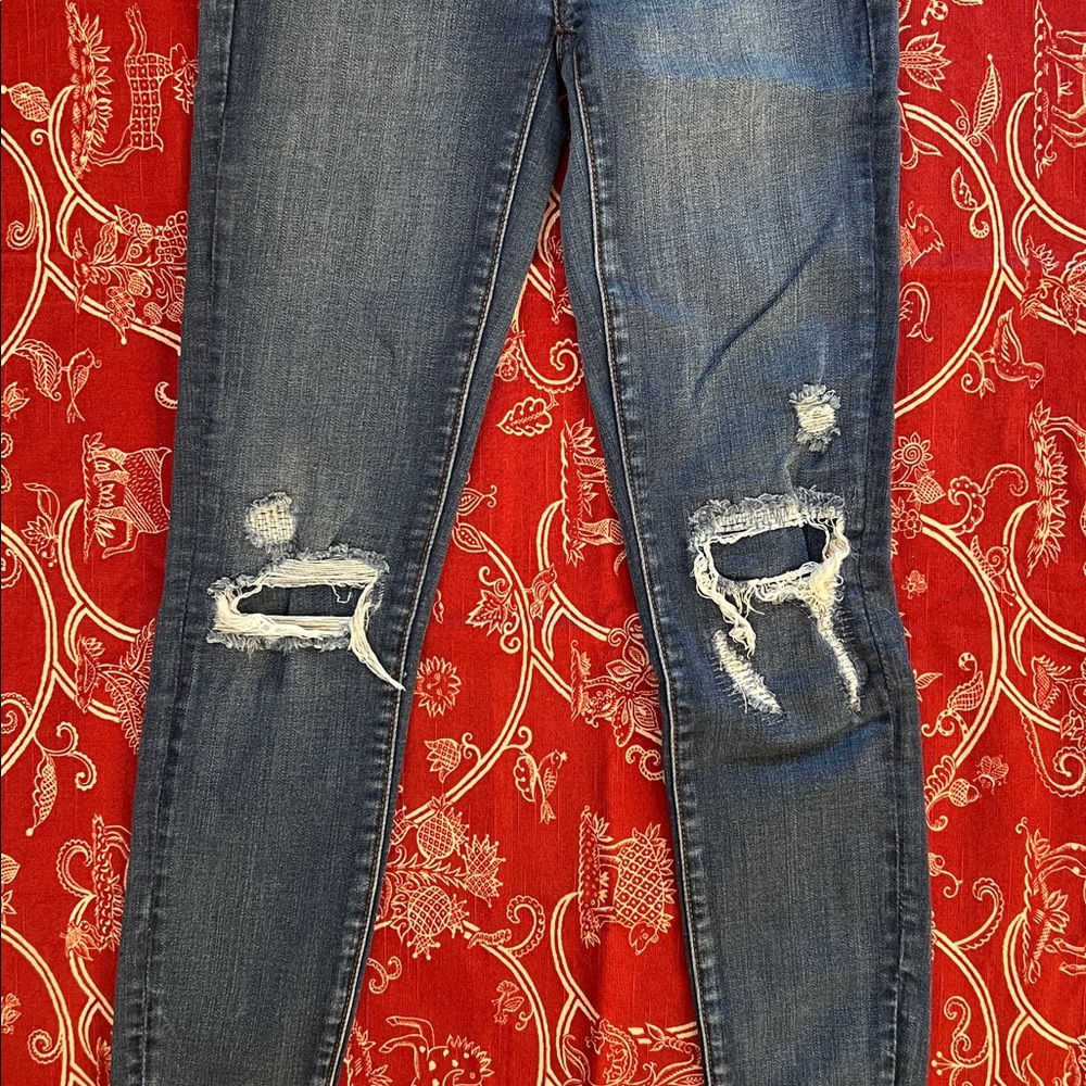American Eagle Outfitters Women's Dark Blue and Light Jean bundle size 2 - Picture 5 of 13